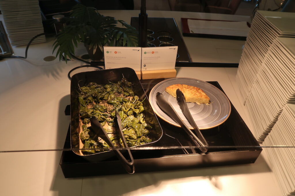 Iberia Premium Lounge Dalí Essen